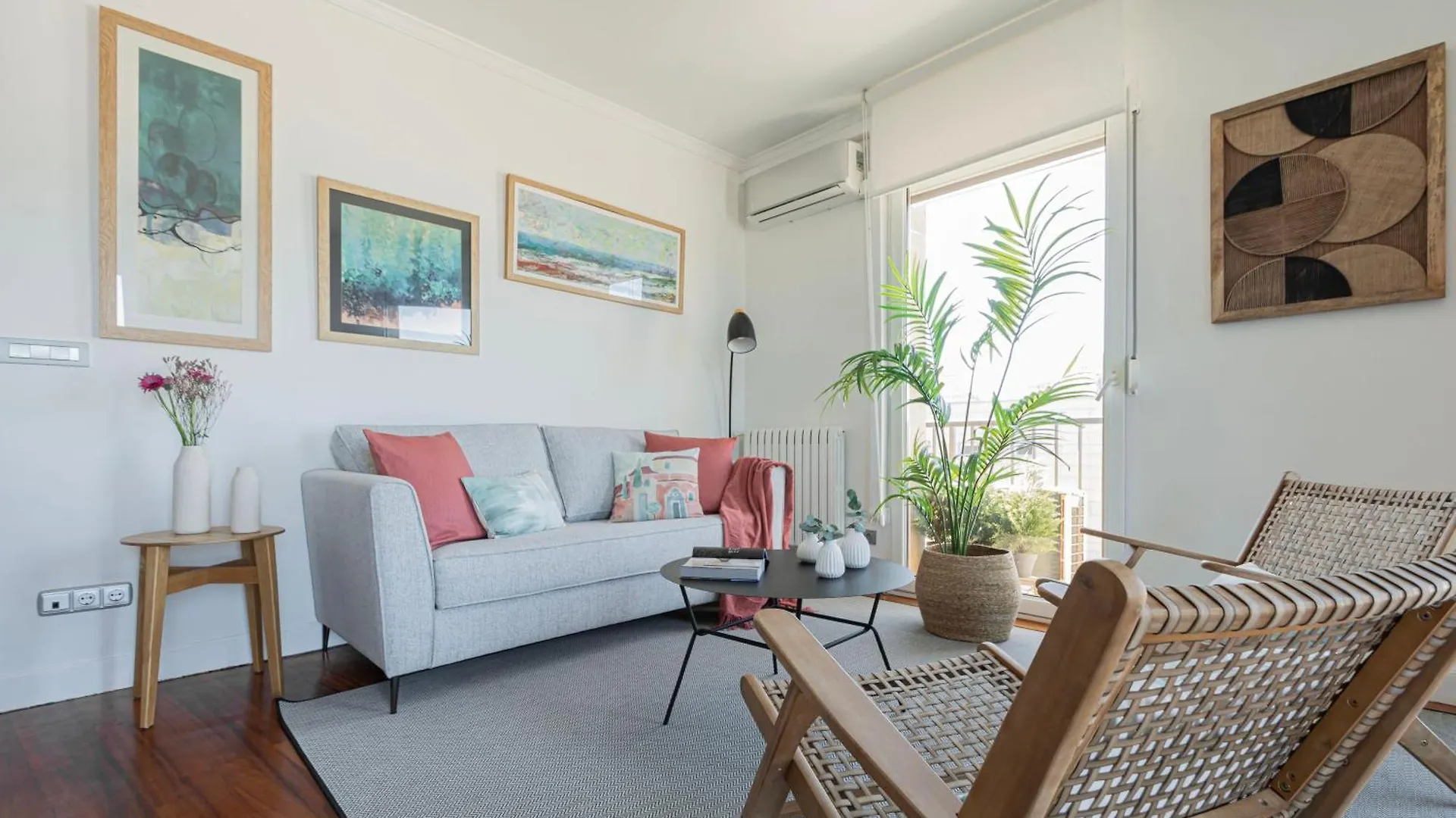 Sea Views From 4 Balconies Walk Score 90 San Sebastián İspanya